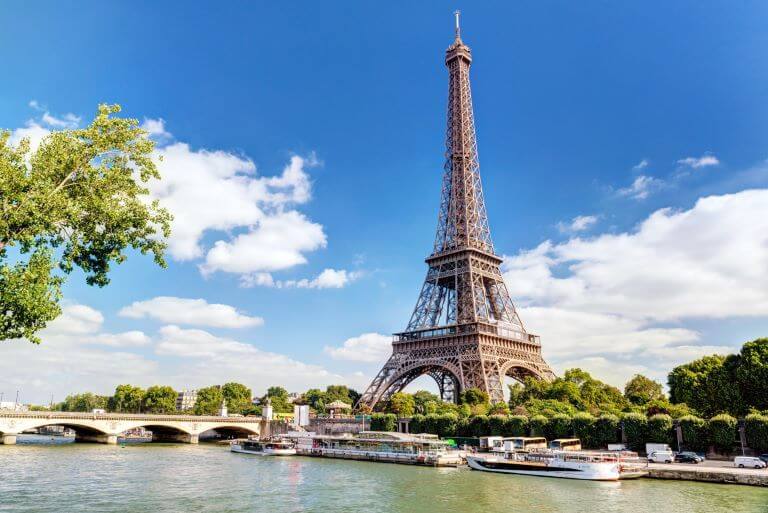 the architectural wonder of love: Eiffel Tower (Paris, France)