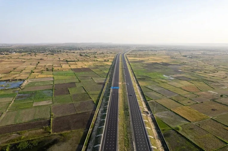 Construction projects India: Delhi-Mumbai Expressway
