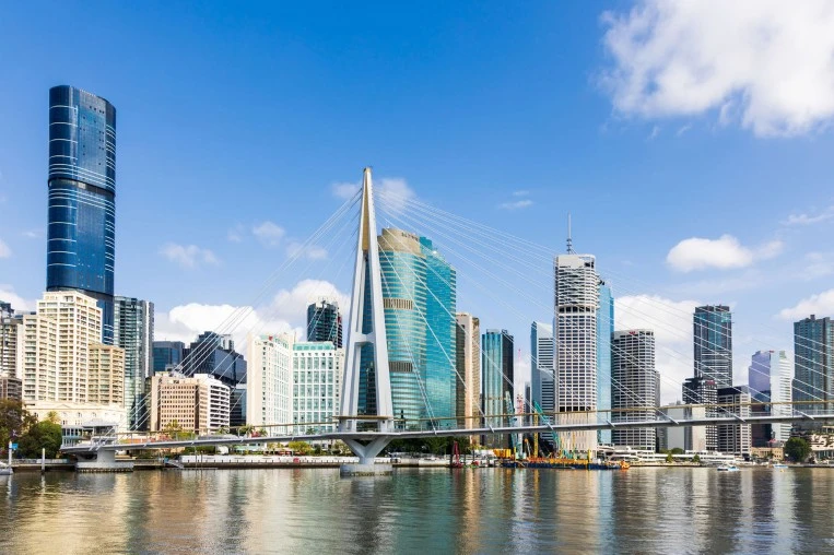 Kangaroo Point Green Bridge (QLD) in the list of the top Australian construction projects